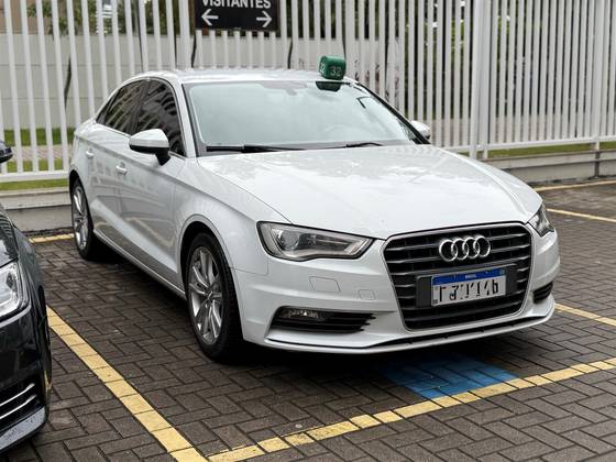 AUDI A3 1.8 TFSI SEDAN AMBITION 16V 180CV GASOLINA 4P AUTOMÁTICO